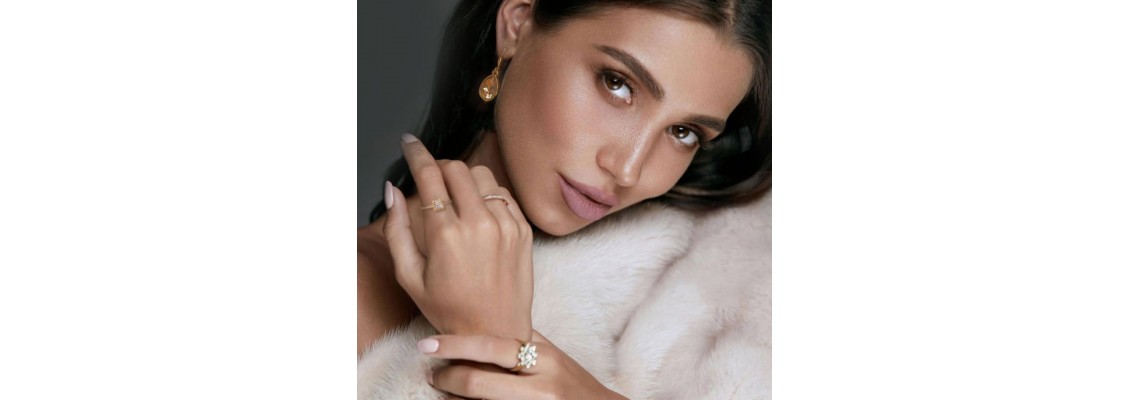 Valentine’s Gift Guide: Ο Απόλυτος Οδηγός Δώρων από το Zinis.gr