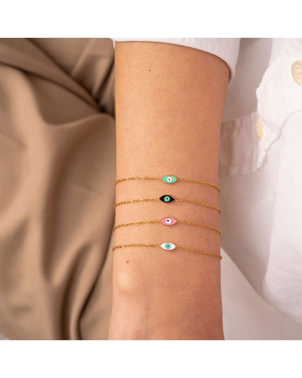 Χειροποίητο βραχιόλι της Excite Fashion Jewellery, ματάκι με τυρκουάζ σμάλτο και επίχρυση αλυσίδα από ανοξείδωτο ατσάλι. B001-TYRK-4 Κοσμήματα Χειροποίητο βραχιόλι της Excite Fashion Jewellery, ματάκι με τυρκουάζ σμάλτο και επίχρυση αλυσίδα από ανοξείδωτο ατσάλι. B001-TYRK-4 Κοσμήματα