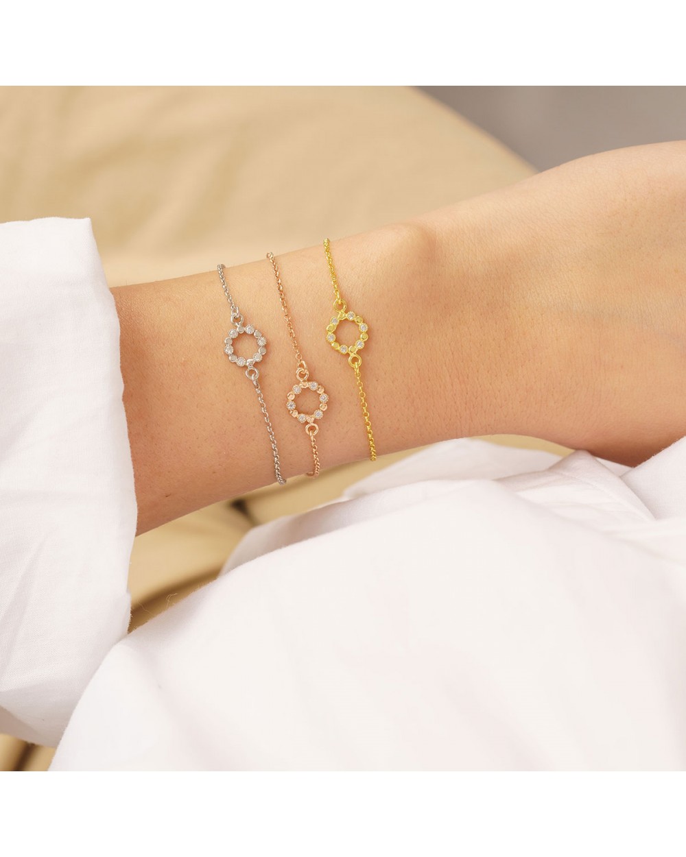 Βραχιόλι Excite Fashion Jewellery dots με λευκά ζιργκόν από επιπλατινωμένο ασήμι 925. B-33-AS-S-6 Κοσμήματα Βραχιόλι Excite Fashion Jewellery dots με λευκά ζιργκόν από επιπλατινωμένο ασήμι 925. B-33-AS-S-6 Κοσμήματα