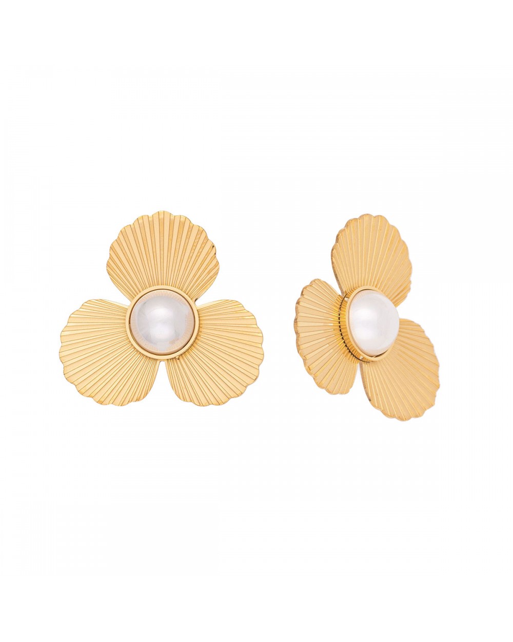 Εντυπωσιακά σκουλαρίκια από την Excite Fashion Jewellery με μοτιβο αχιβάδες στολισμένα με πέρλα από ανοξείδωτο (δεν μαυρίζει) επιχρυσωμένο ατσάλι. E-YH1323A-G-65 Κοσμήματα