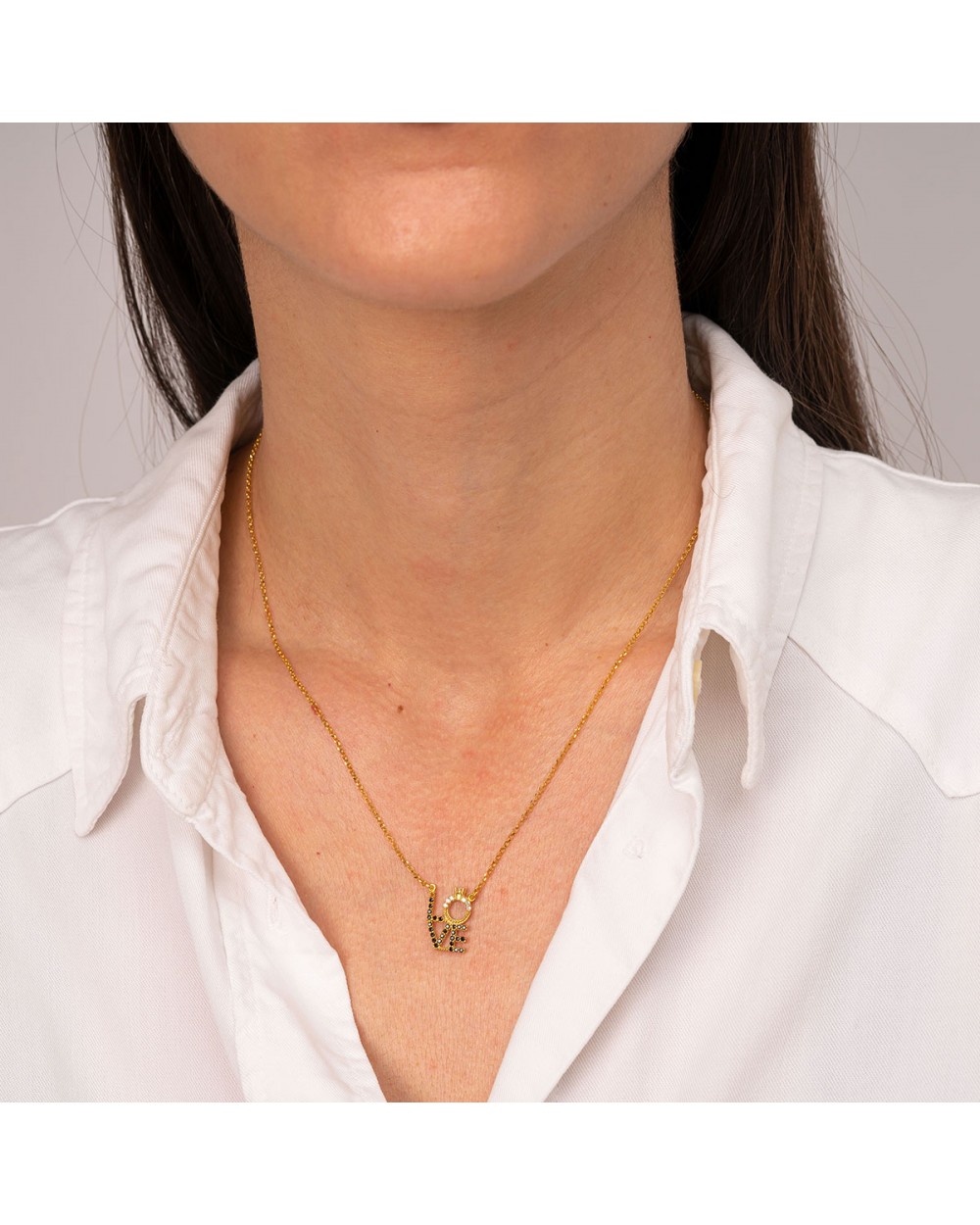 Κολιέ love-μονόπετρο από την Excite Fashion Jewellery με μαύρα και λευκά ζιργκόν από επιχρυσωμένο ασήμι 925. K-113-AS-M-G-105 Κοσμήματα Κολιέ love-μονόπετρο από την Excite Fashion Jewellery με μαύρα και λευκά ζιργκόν από επιχρυσωμένο ασήμι 925. K-113-AS-M-G-105 Κοσμήματα