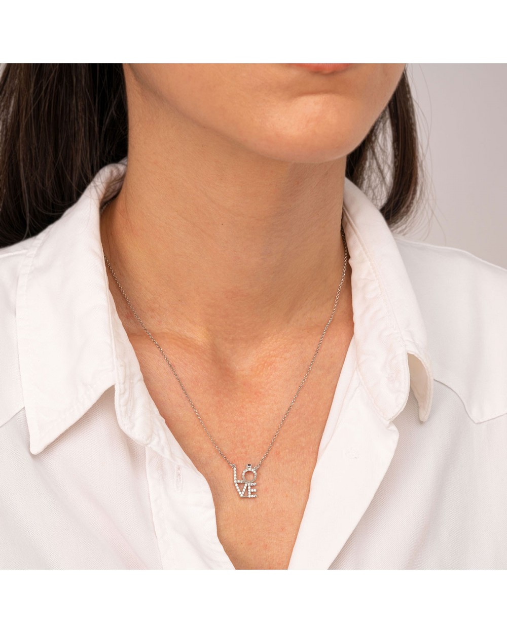 Κολιέ love-μονόπετρο από την Excite Fashion Jewellery με λευκά και μαύρο ζιργκόν από επιπλατινωμένο ασήμι 925. K-113-AS-S-105 Κοσμήματα Κολιέ love-μονόπετρο από την Excite Fashion Jewellery με λευκά και μαύρο ζιργκόν από επιπλατινωμένο ασήμι 925. K-113-AS-S-105 Κοσμήματα