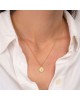 Κολιέ excite fashion jewellery με οβάλ κρεμαστό ανάγλυφο μοτιφ στολισμένο με λευκά και πράσινα κρυσταλάκια από επιχρυσωμένο ασήμι 925 K-124-AS-PRAS-G-89 Κοσμήματα