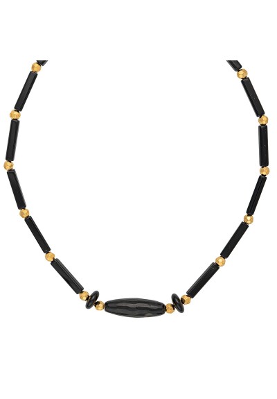 Κολιέ  από επιχρυσωμένο ανοξείδωτο ατσάλι (δεν μαυρίζει), με μαύρες πέτρες σωλήνα, χρυσές χάντρες και οβάλ μαύρη πέτρα, της Excite Fashion Jewellery. K-1741-01-06-105