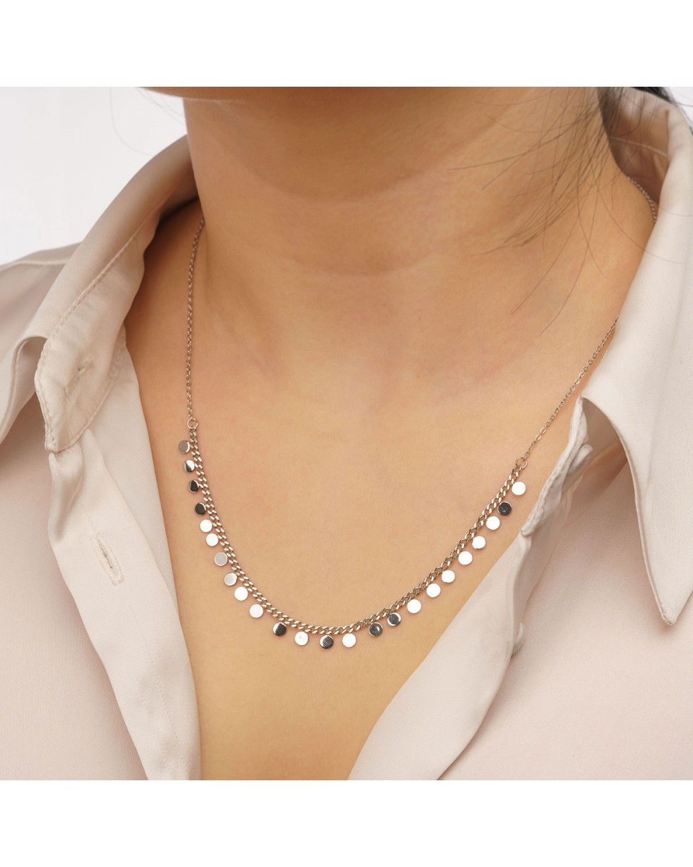 Επιπλατινωμένο κοντό κολιέ Excite fashion Jewellery με αλυσίδα και κρεμαστά φλουράκια από ανοξείδωτο ατσάλι. N-79-70S Κοσμήματα Επιπλατινωμένο κοντό κολιέ Excite fashion Jewellery με αλυσίδα και κρεμαστά φλουράκια από ανοξείδωτο ατσάλι. N-79-70S Κοσμήματα