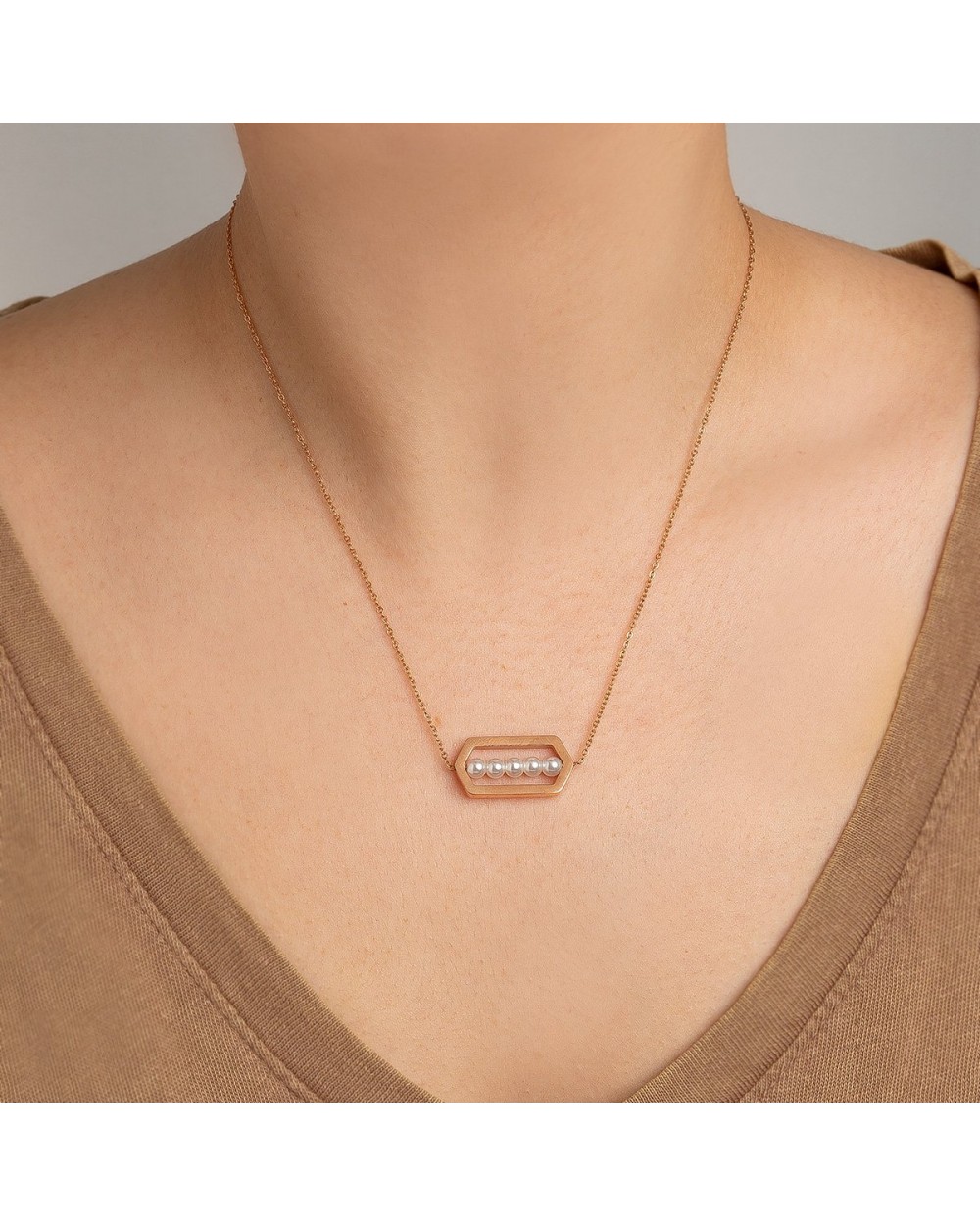 Short necklace with small pearls made of stainless steel. Available in Silver, gold, rose gold colors. N-89-060RG Κοσμήματα Short necklace with small pearls made of stainless steel. Available in Silver, gold, rose gold colors. N-89-060RG Κοσμήματα